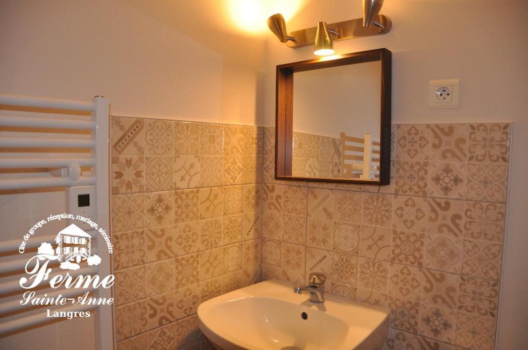 Domaine Ferme Sainte Anne Hotel Langres Exterior foto